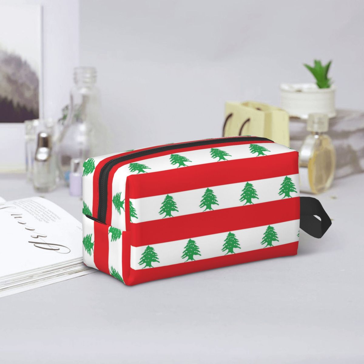 Women Bags Lebanon - حقيبة مكياج بتصميم علم لبنان، منظم