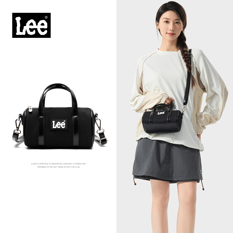 Women Bags Collection - حقيبة يد نسائية سوداء كلاسيكية من
