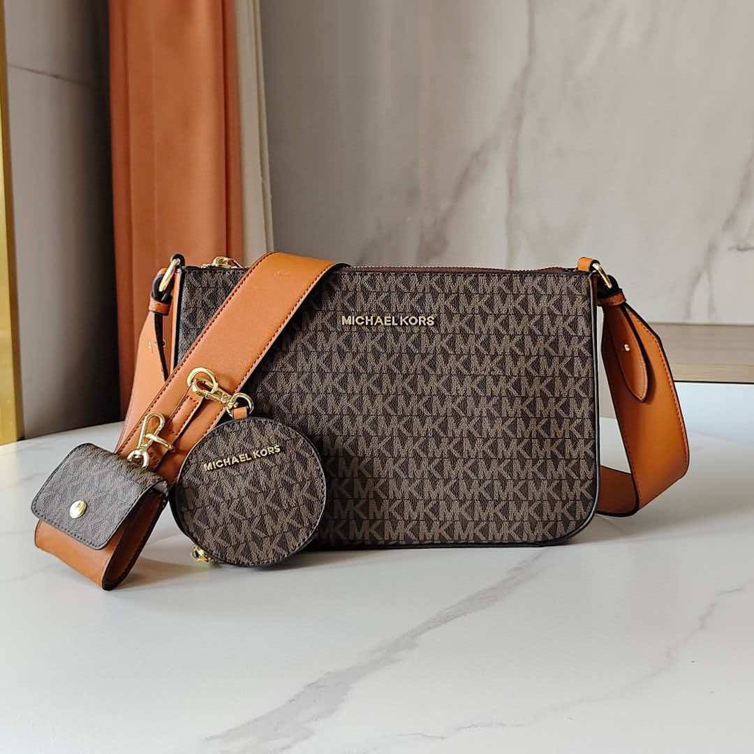 Women'S Bags Of Michael Kors - مجموعة جديدة تمامًا من مايكل كورس