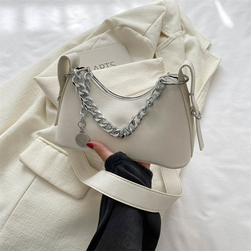 حقيبة يد نسائية صغيرة من الدني - مراجعة Women'S Kipling Bags وسعره
