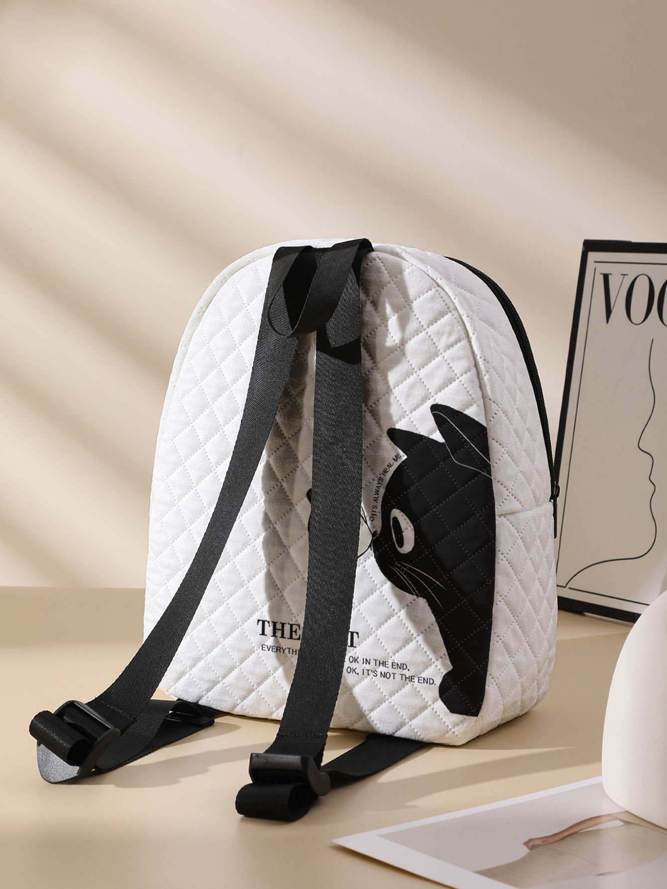 حقيبة ظهر مبطنة مدمجة بطبعة فر - مراجعة Mini Backpack Women وسعره