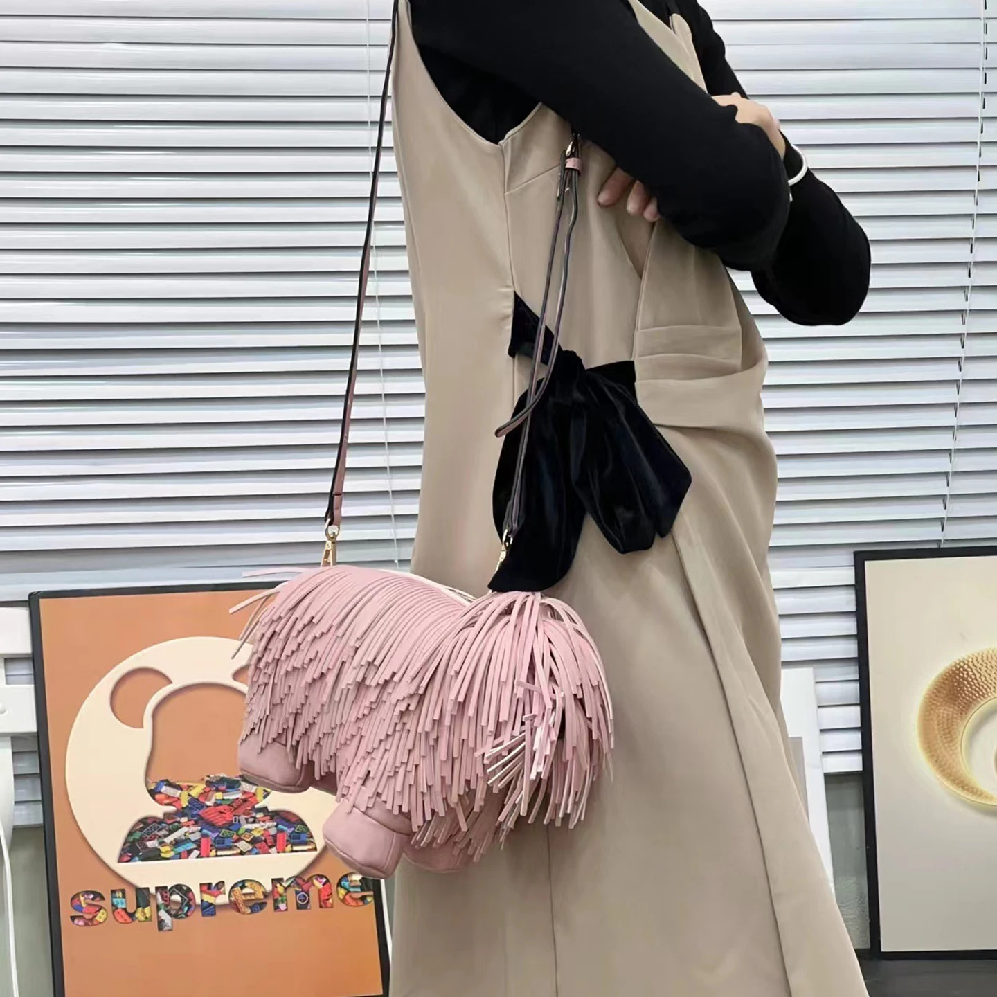 حقيبة جديدة على شكل جرو مع شرا - مراجعة Women'S Bags New Look وسعره