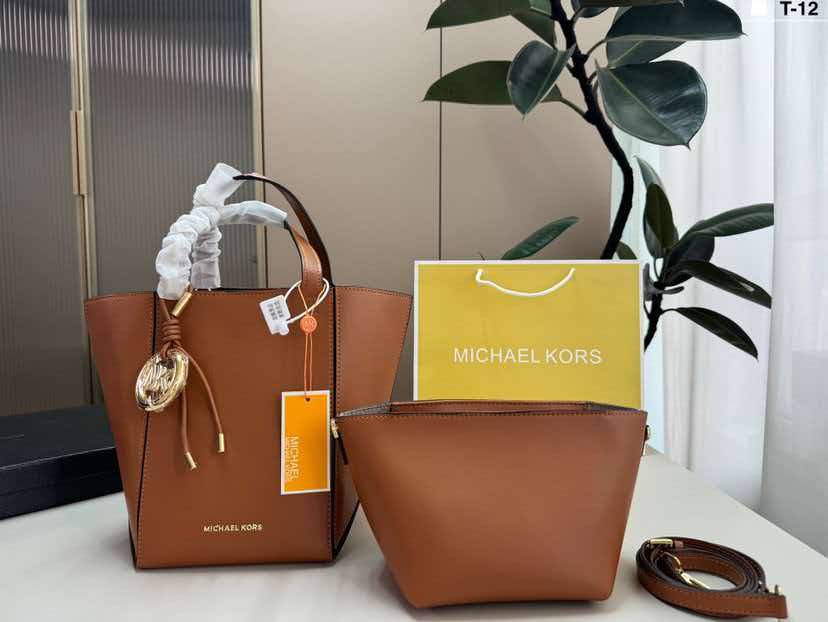مايكل كورس/مايكل كورس MK 2026  - مراجعة Women'S Bags Of Michael Kors وسعره