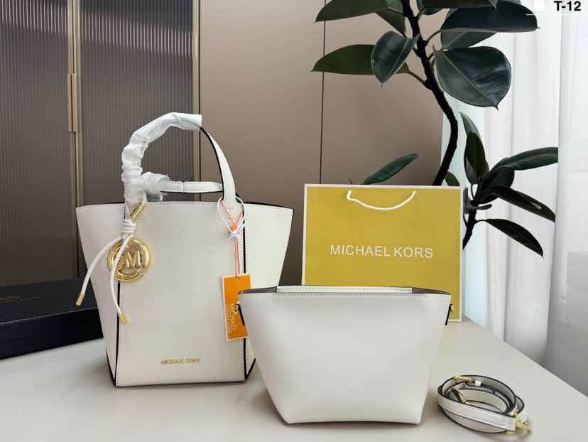 مايكل كورس/مايكل كورس MK 2026  - مراجعة Women'S Bags Of Michael Kors وسعره