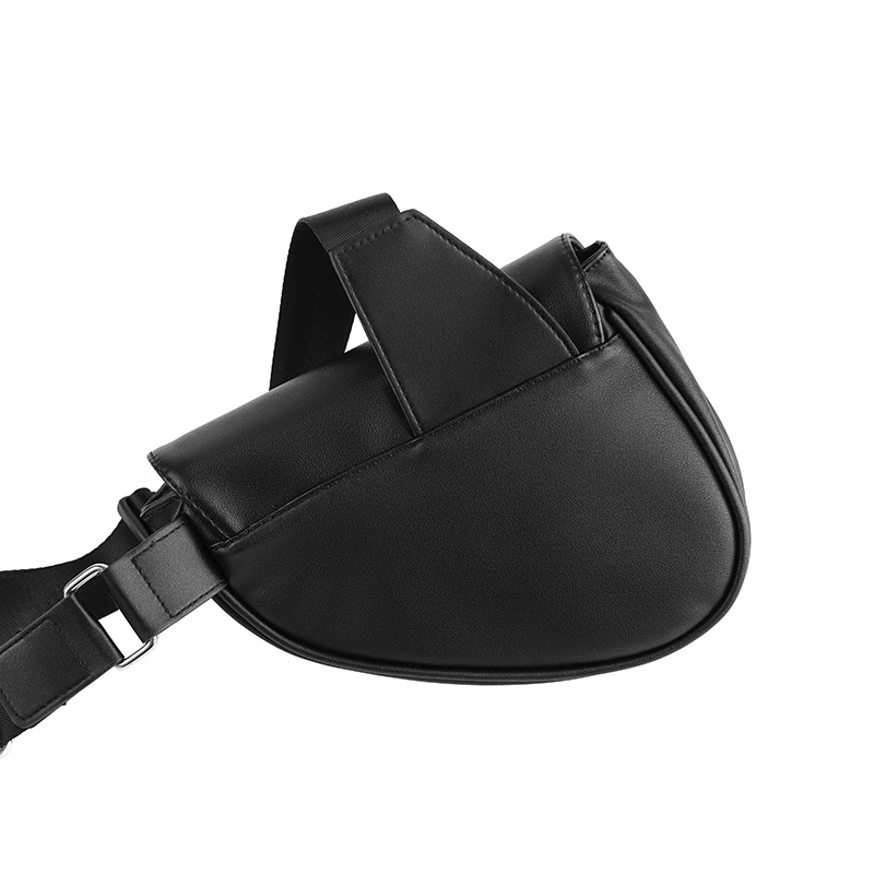 الرجال بولي Male الذكور الثدي  - مراجعة Saddle Bag Leather وسعره