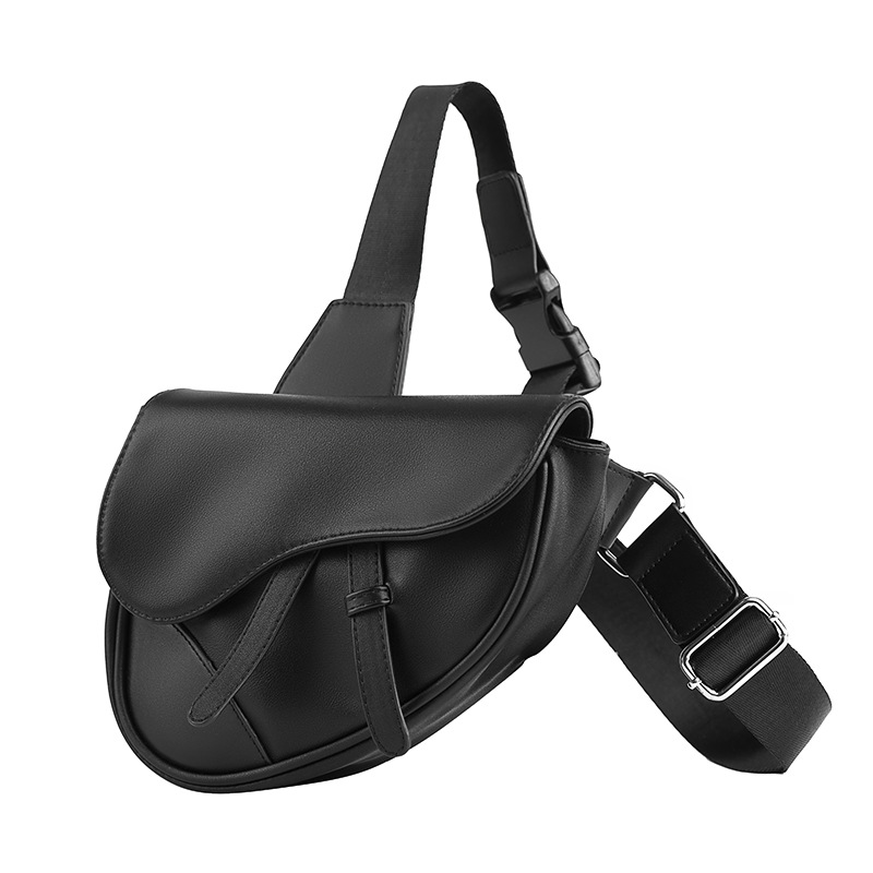 الرجال بولي Male الذكور الثدي  - مراجعة Saddle Bag Leather وسعره