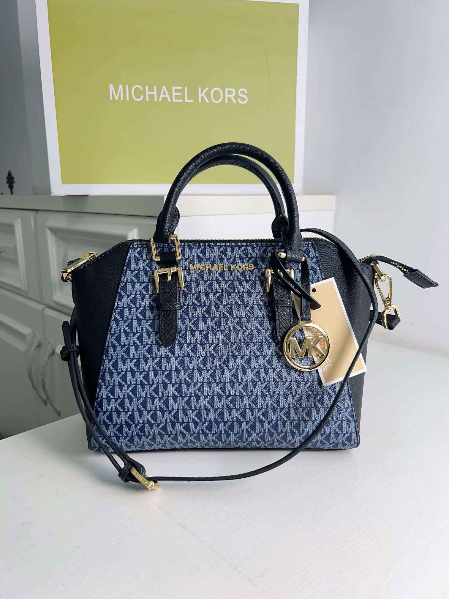 حقيبة يد نسائية جديدة من مايكل - مراجعة Women'S Bags Of Michael Kors وسعره