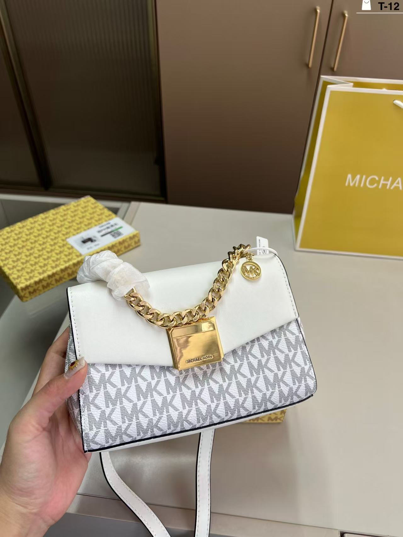 حقيبة كتف نسائية فاخرة جديدة ت - مراجعة Women'S Bags Of Michael Kors وسعره