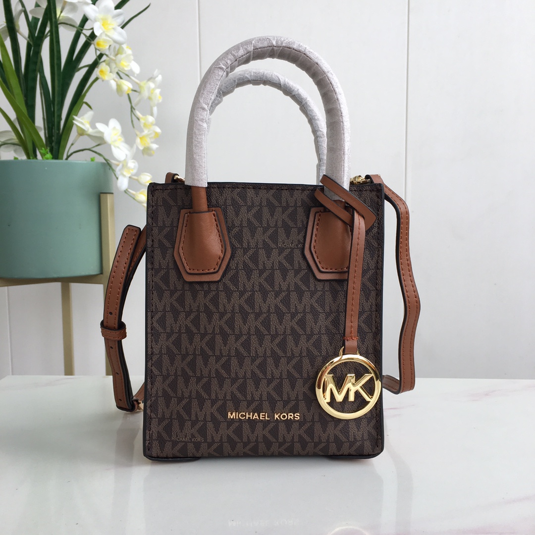 حقيبة يد مايكل كورس ميرسر جديد - مراجعة Women'S Bags Of Michael Kors وسعره