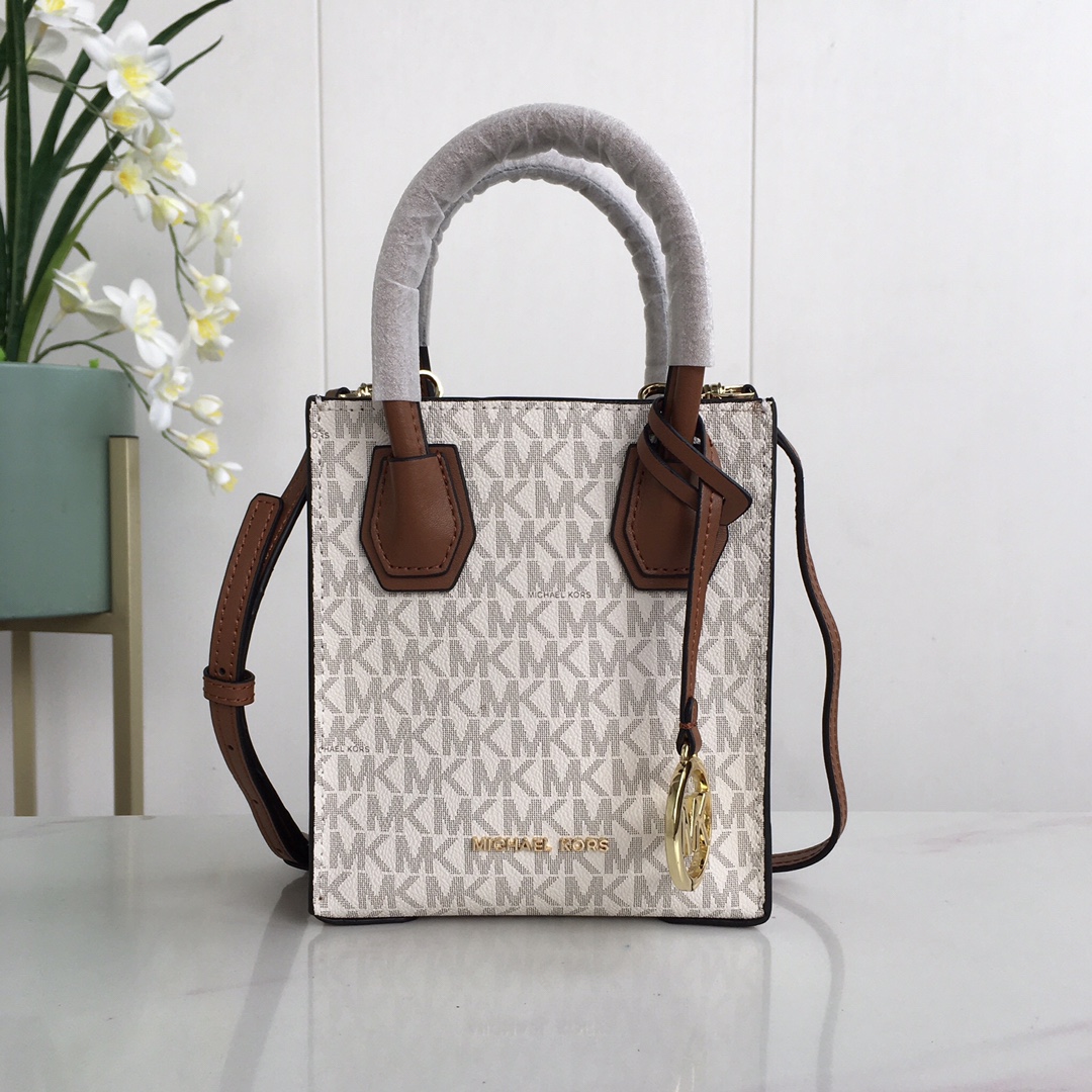 حقيبة يد مايكل كورس ميرسر جديد - مراجعة Women'S Bags Of Michael Kors وسعره