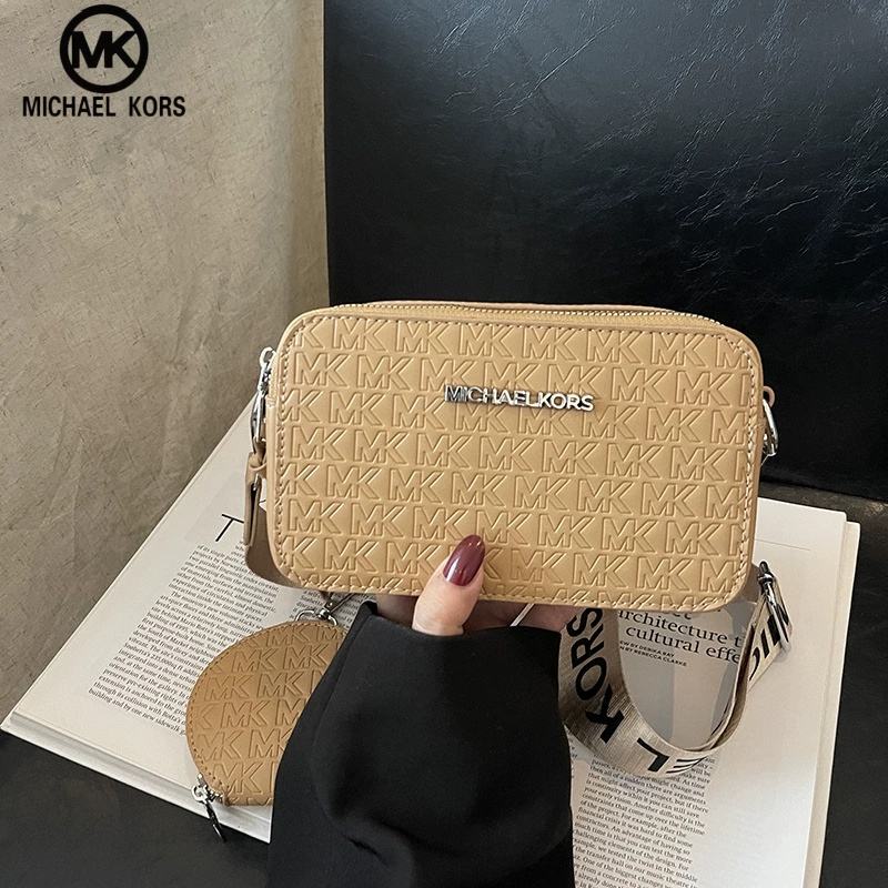 حقيبة كاميرا نسائية عصرية غير  - مراجعة Women'S Bags Of Michael Kors وسعره