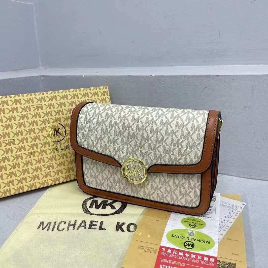 حقيبة كروس بودي نسائية من مايك - مراجعة Women'S Bags Of Michael Kors وسعره